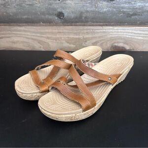 Crocs A-Leigh Cork Brown Wedge Sandals Leather Straps Women’s Size 11 Boho Chic